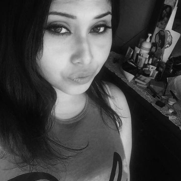 Meet your Posher, Jessica - Picture 1 of 1